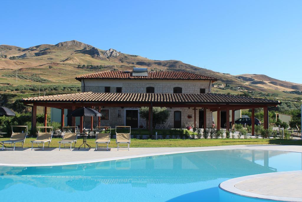Tenuta Lanza Il Mulino Acquaviva Platani Exterior photo